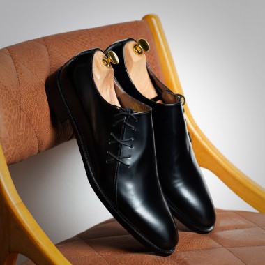 Μαύρα δερμάτινα παπούτσια - product image