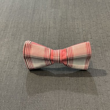 White pink plaid bow tie - product image