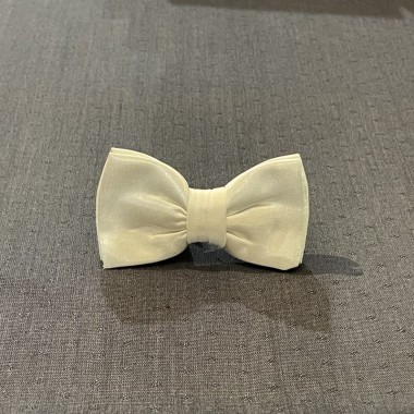 White bow tie - product image